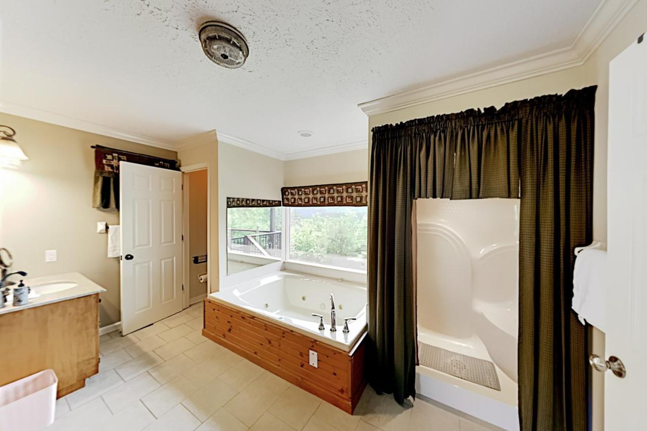 Majestic Leconte Villa Gatlinburg Bagian luar foto